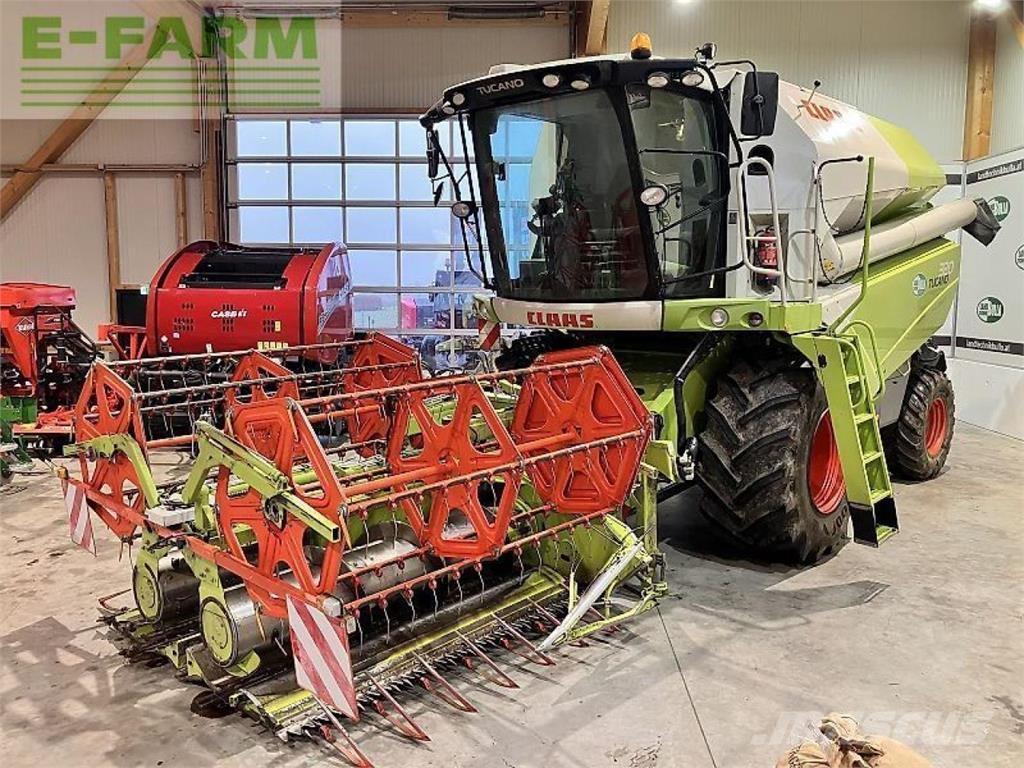 CLAAS tucano 320 Moissonneuse batteuse