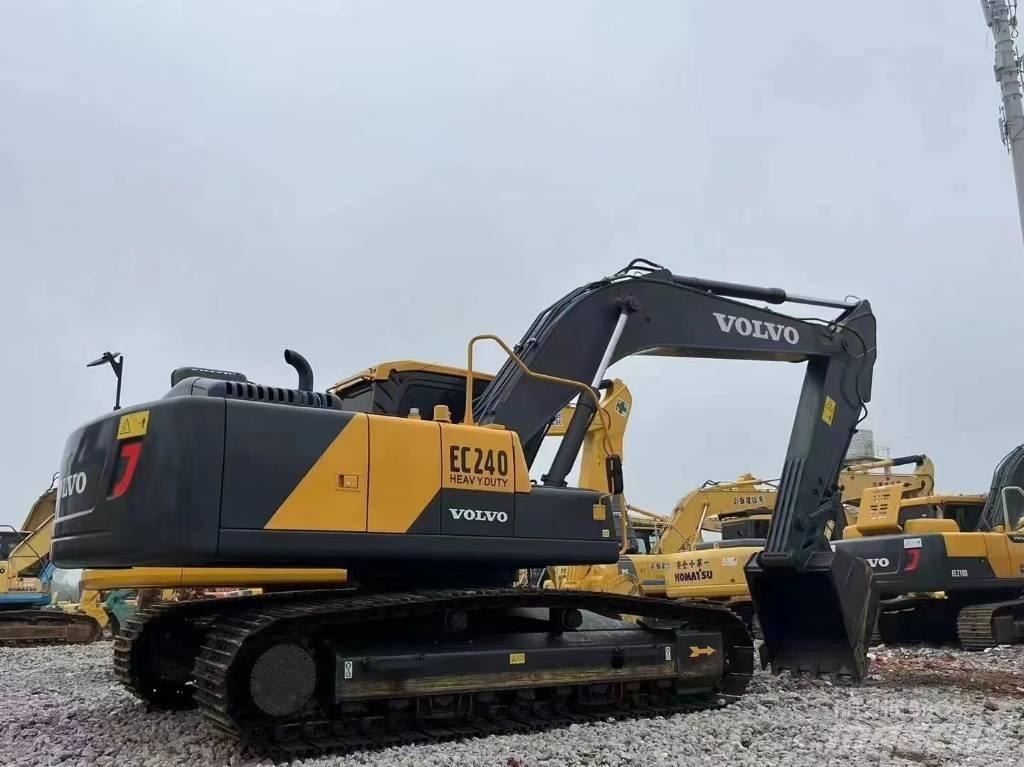 Volvo EC 240 Pelle sur chenilles