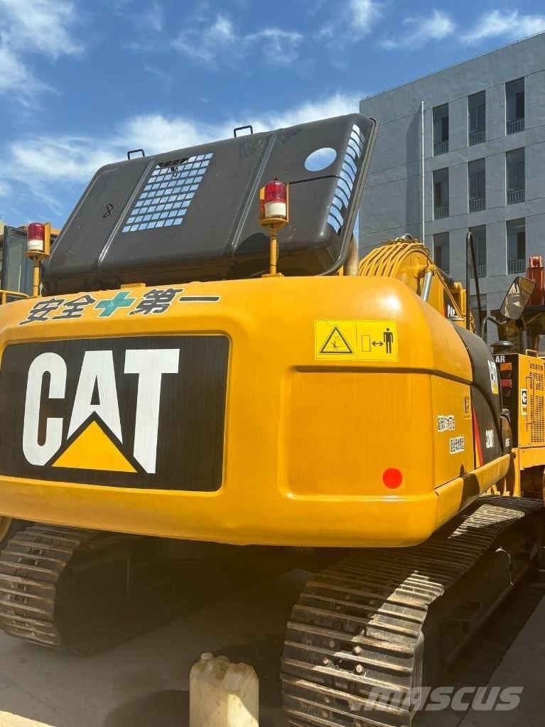 CAT 320D Pelle sur chenilles