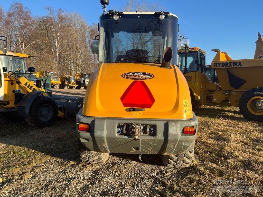 Liebherr L 506 Chargeuse sur pneus