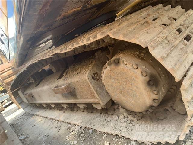 Hyundai R215-7 Pelle sur chenilles
