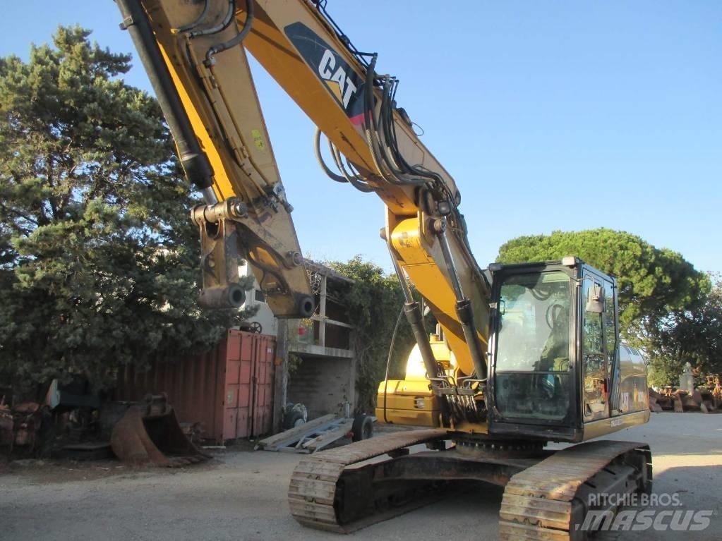 CAT 323 D L Pelle sur chenilles