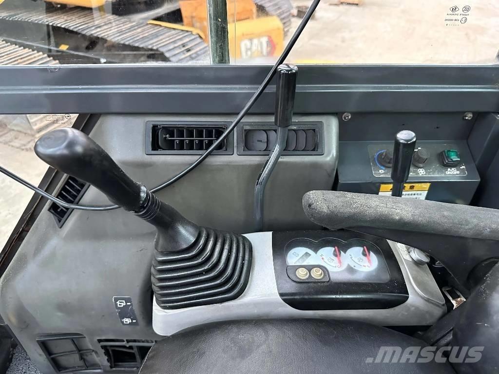 Komatsu PC55MR Mini pelle < 7t