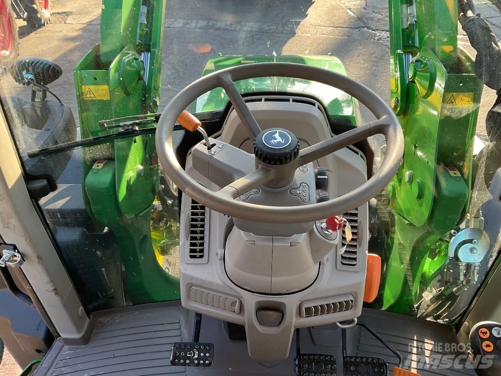 John Deere 6120 M Tracteur