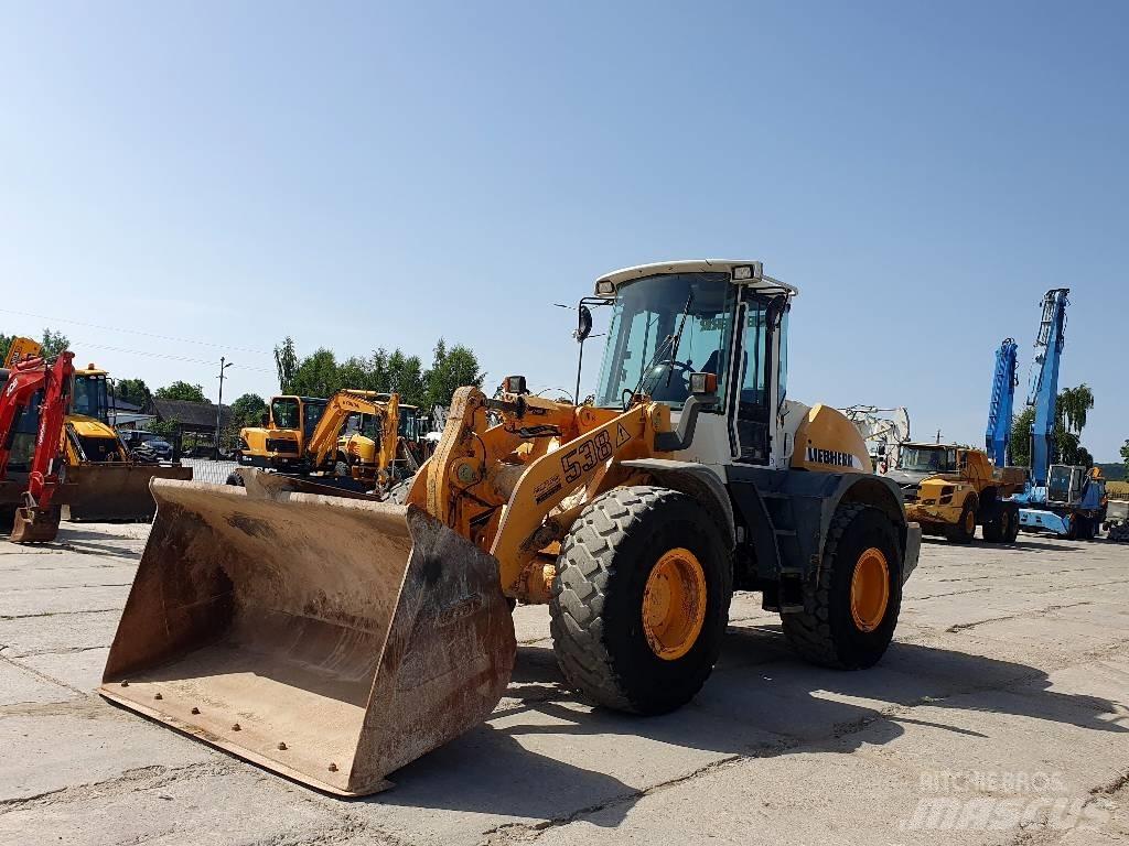 Liebherr L 538 Chargeuse sur pneus