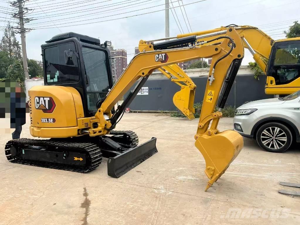 CAT 303.5 Mini pelle < 7t