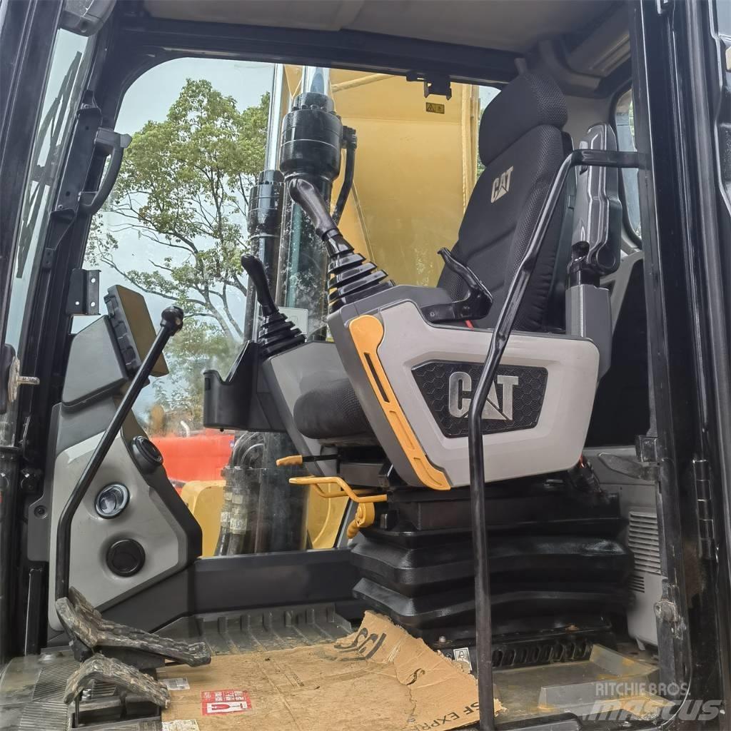 CAT 320 GC Pelle sur chenilles