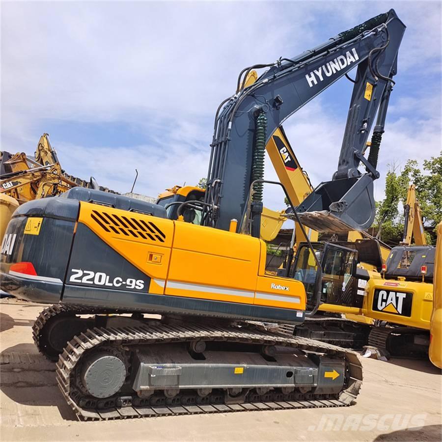 Hyundai 220LC-9S Pelle sur chenilles