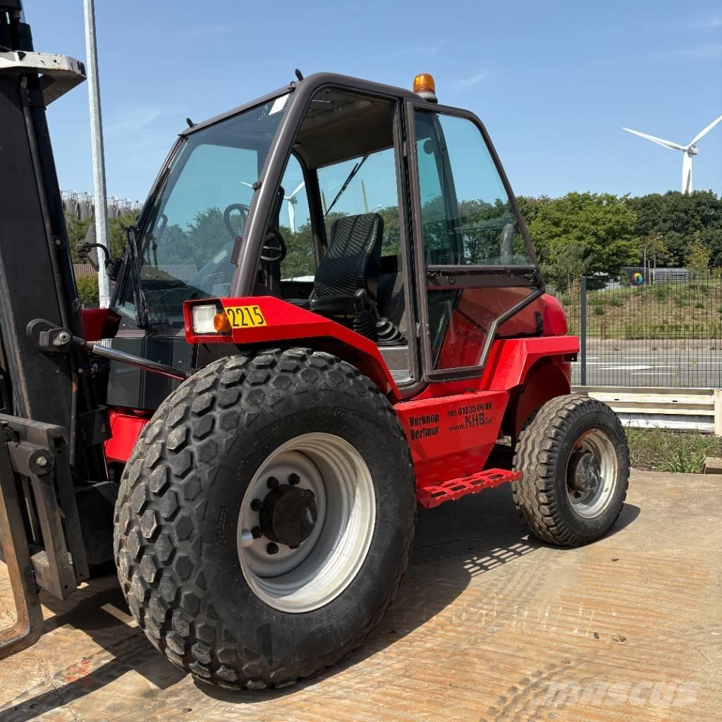 Manitou M 30.4 Chariot tout terrain