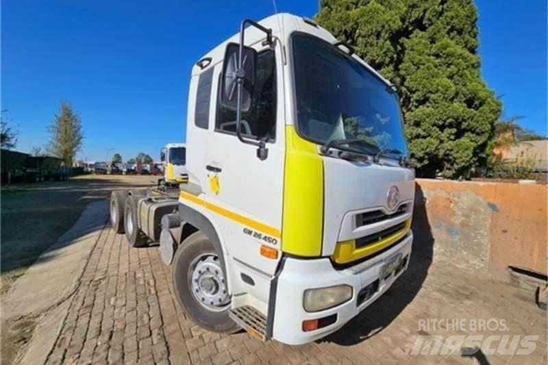 UD TRUCKS QUON Autre camion