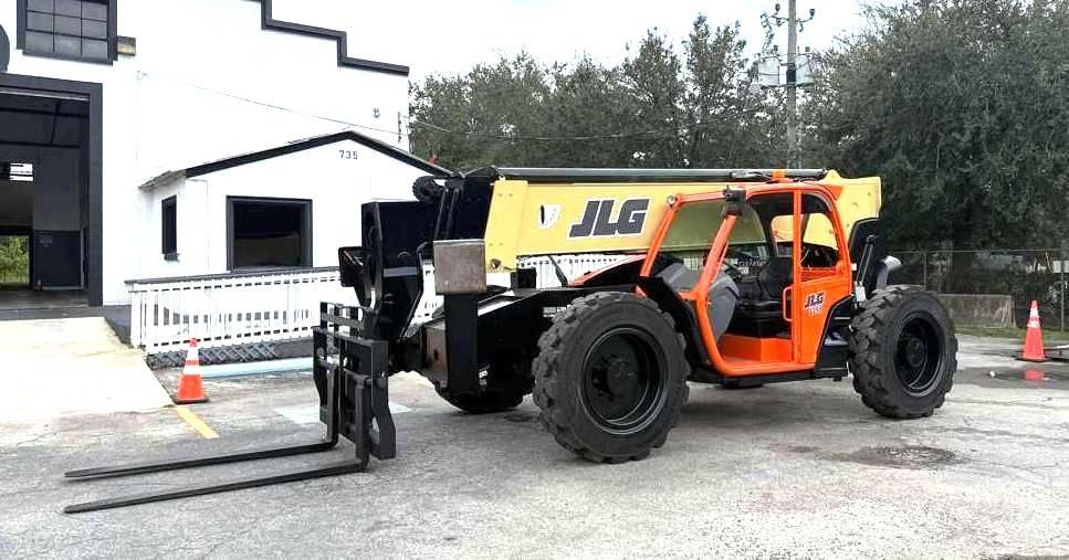 JLG 1255 Chariot télescopique