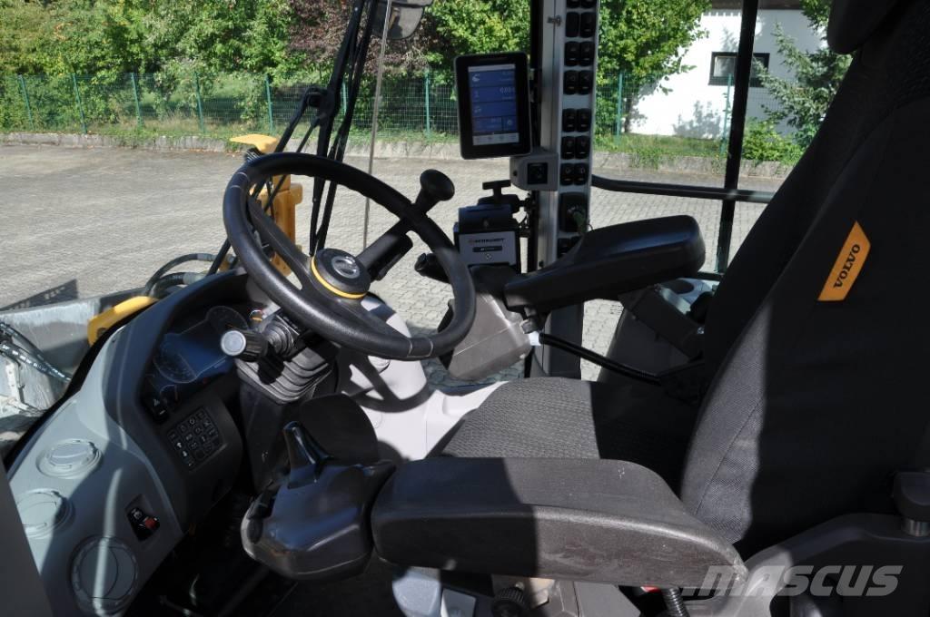 Volvo L90H Long Boom Chargeuse sur pneus