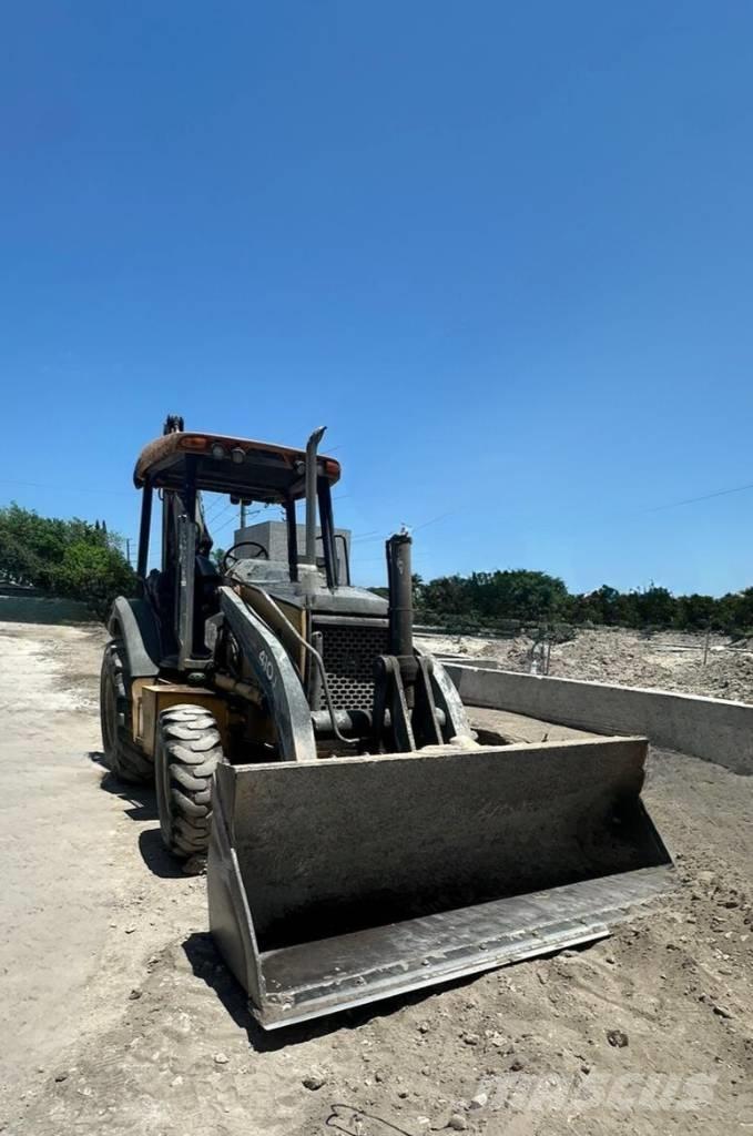 John Deere 410 J Tractopelle