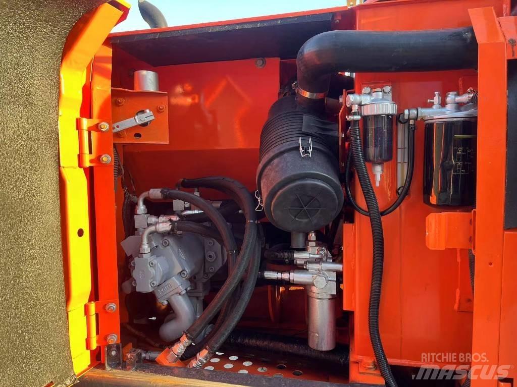 Hitachi ZX 70 Pelle sur chenilles