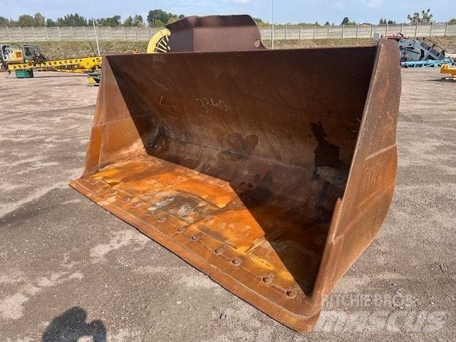 Volvo L 220 E BUCKET Godet