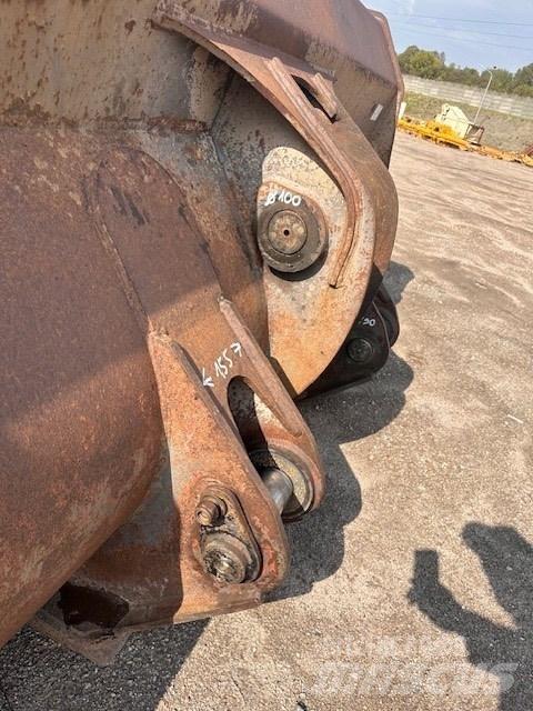 Volvo L 220 E BUCKET Godet