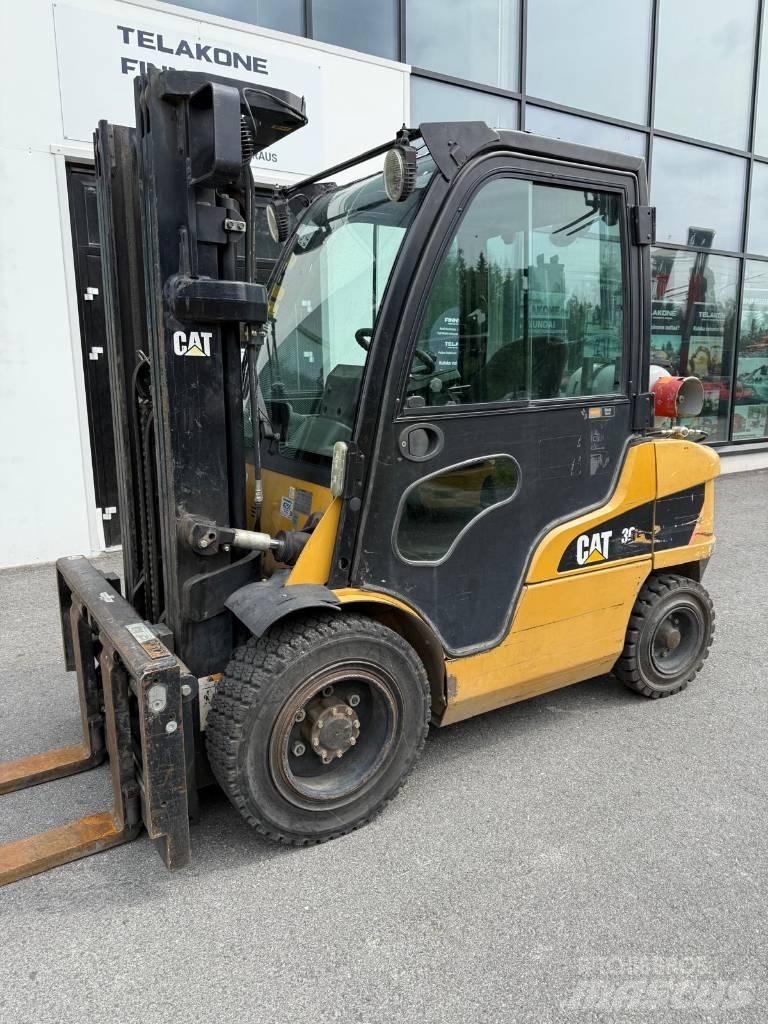 CAT GP 30 N Chariots GPL