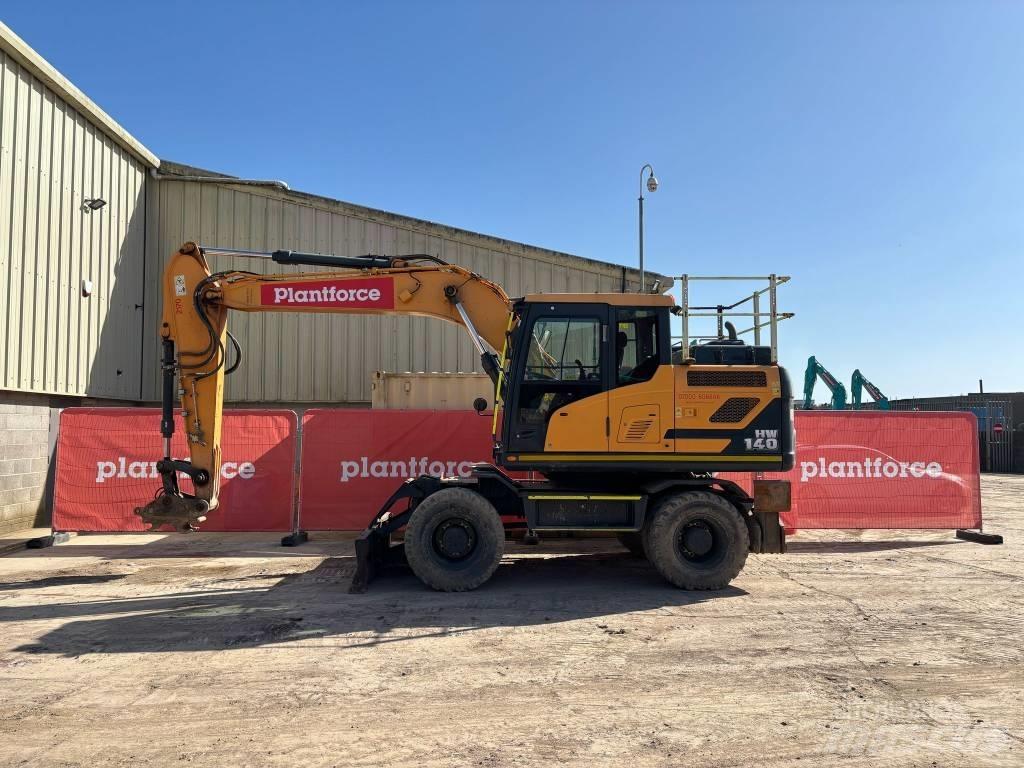 Hyundai HW140 Pelle sur pneus