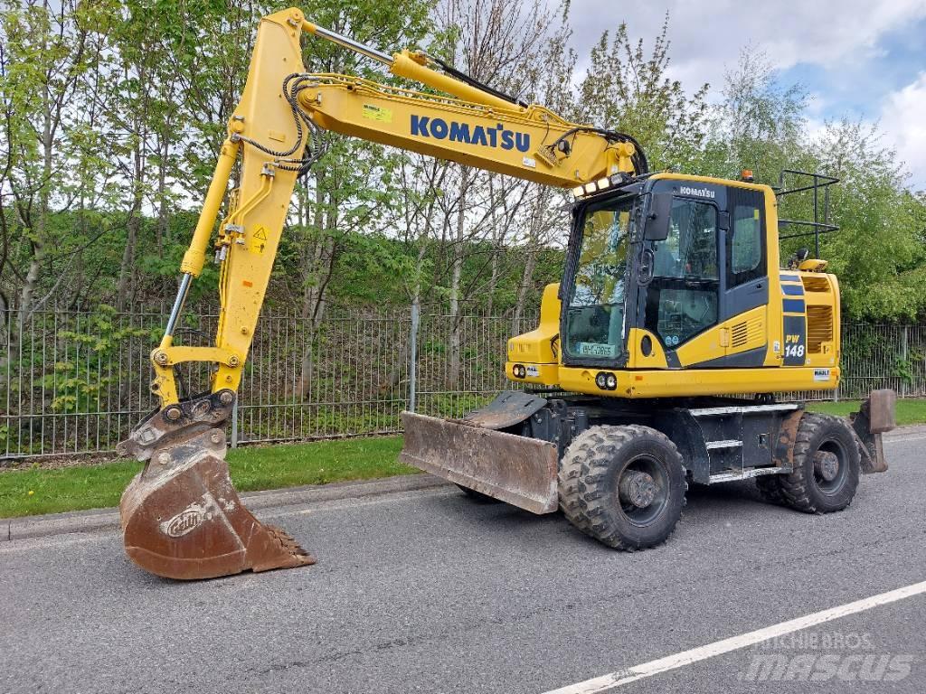 Komatsu PW148-11 Pelle sur pneus