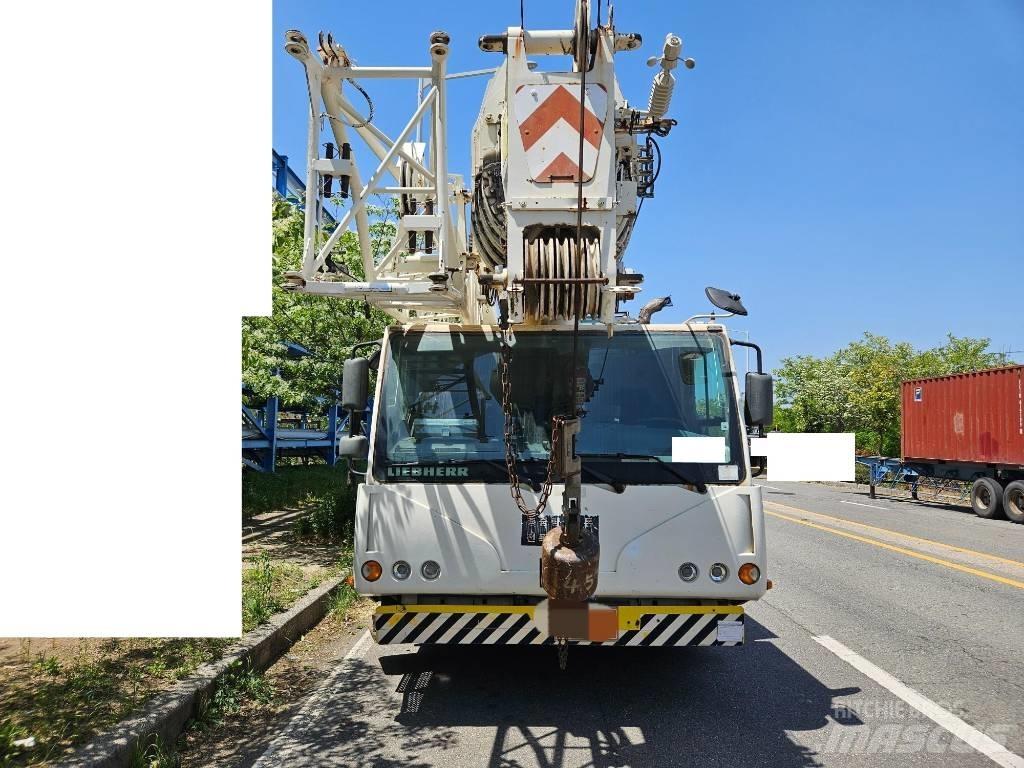 Liebherr LTM 1055 Grues tout terrain