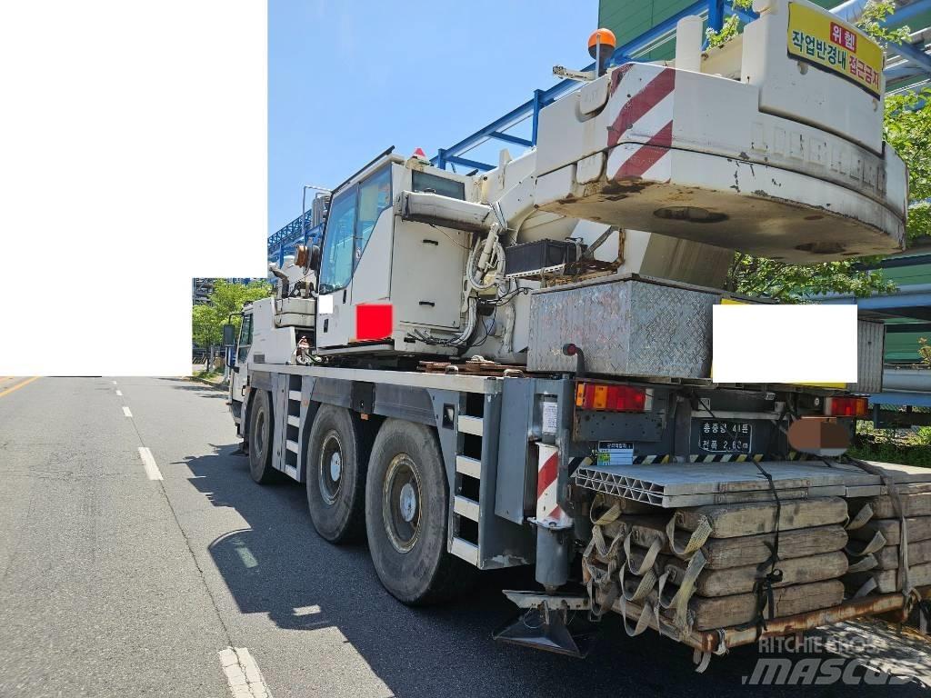 Liebherr LTM 1055 Grues tout terrain
