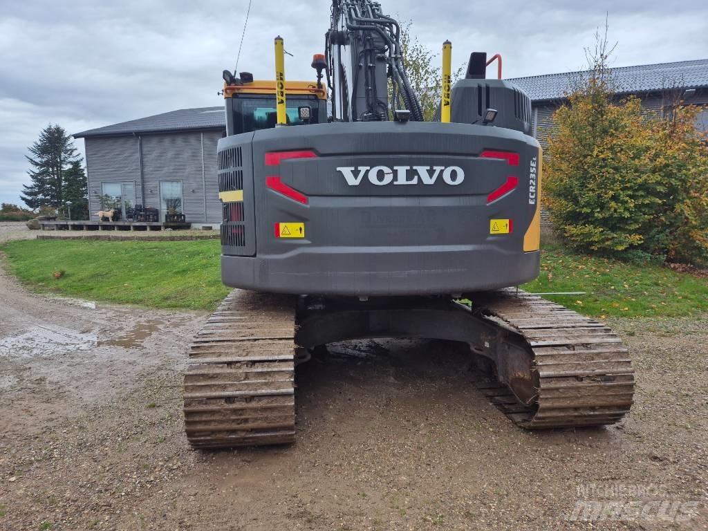 Volvo ECR235EL Pelle sur chenilles