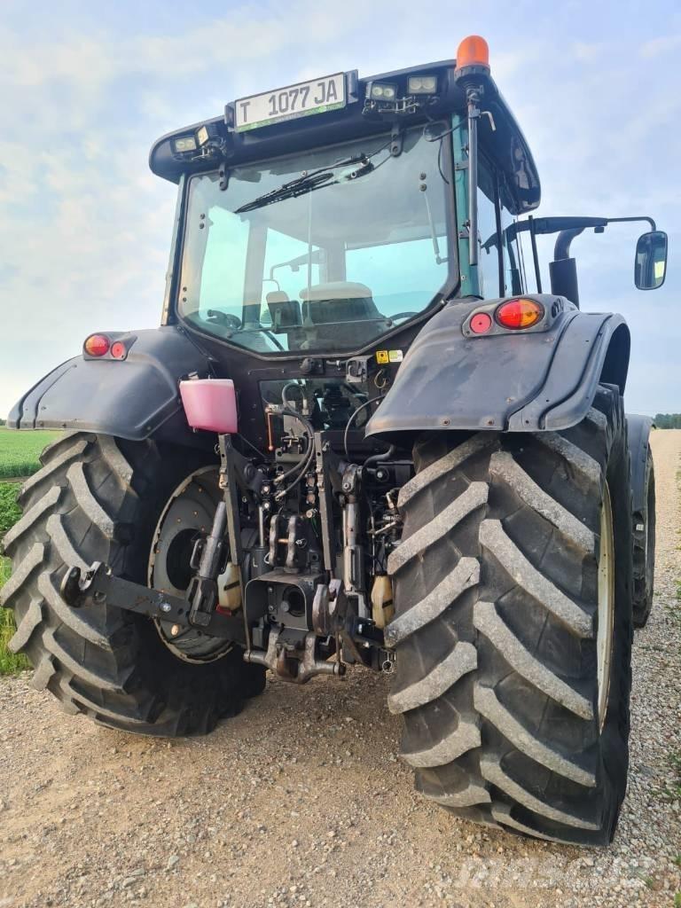 Valtra T 173 HiTech Tracteur