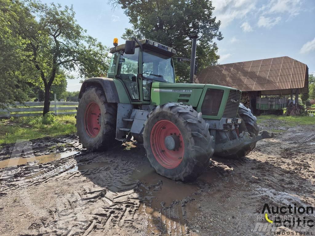 Fendt Favorit 824 Tracteur