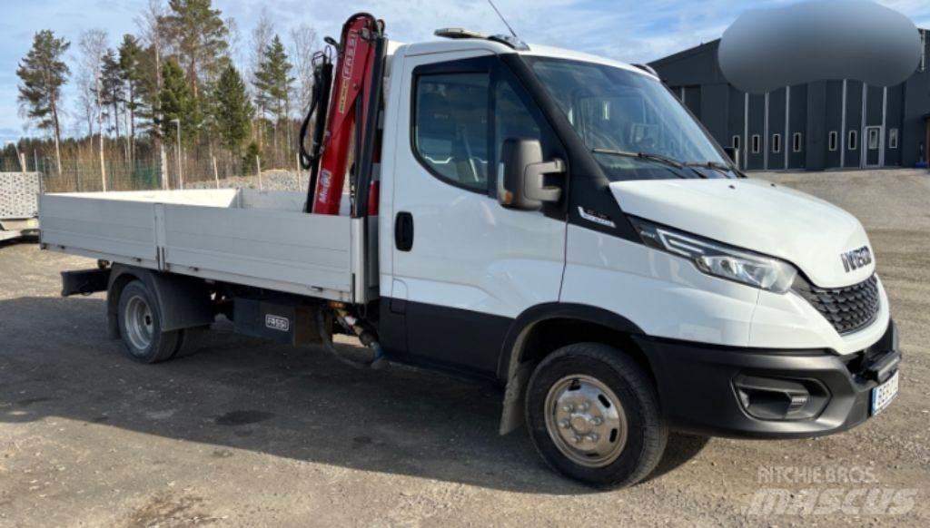 Iveco Iveco Daily Camion plateau ridelle avec grue