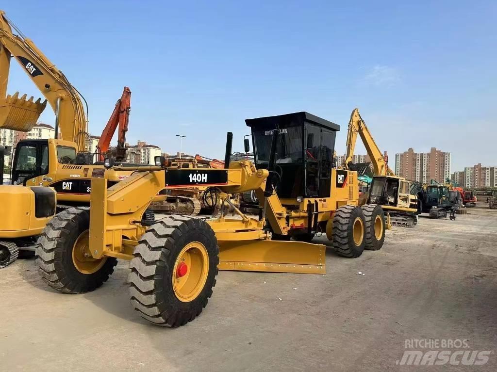 CAT 140 H Niveleuse