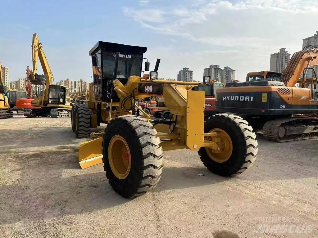 CAT 140 H Niveleuse