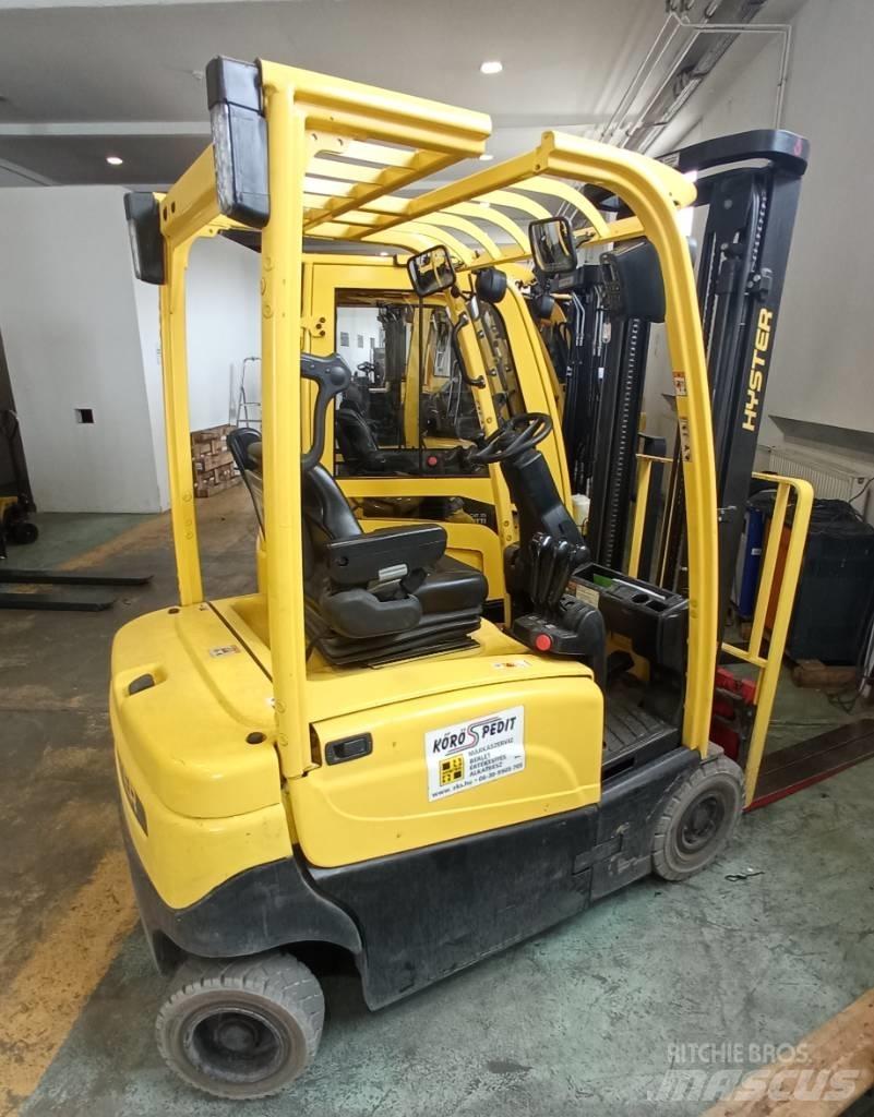 Hyster J1.6XN MWB Chariots élévateurs électriques