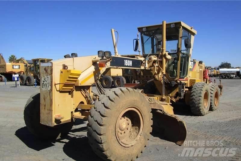 CAT 160H Niveleuse