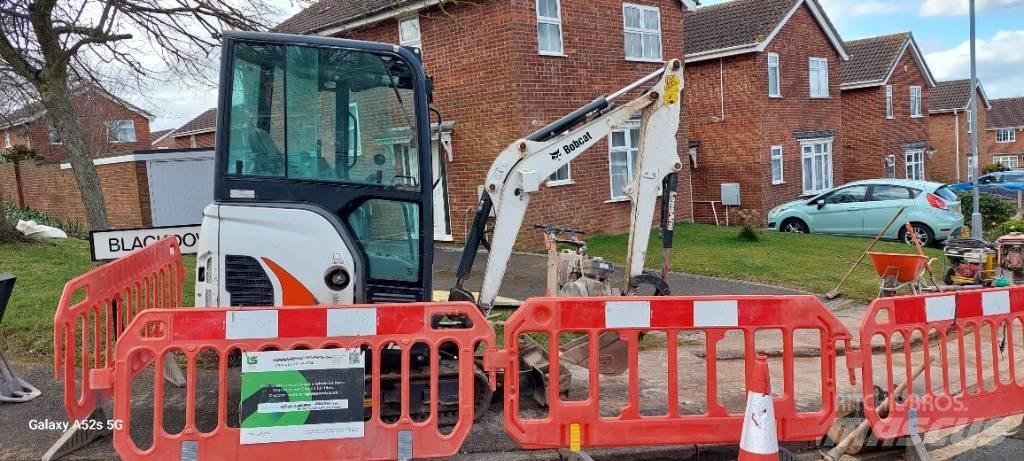 Bobcat E 19 CABIN Mini pelle < 7t