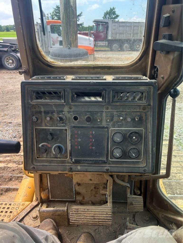 CAT D 5 H XL Bouteurs sur chenilles