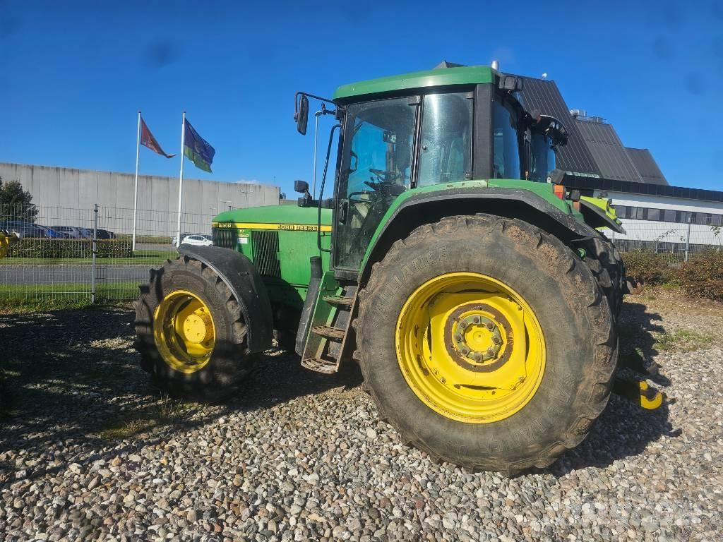 John Deere 6910 Tracteur