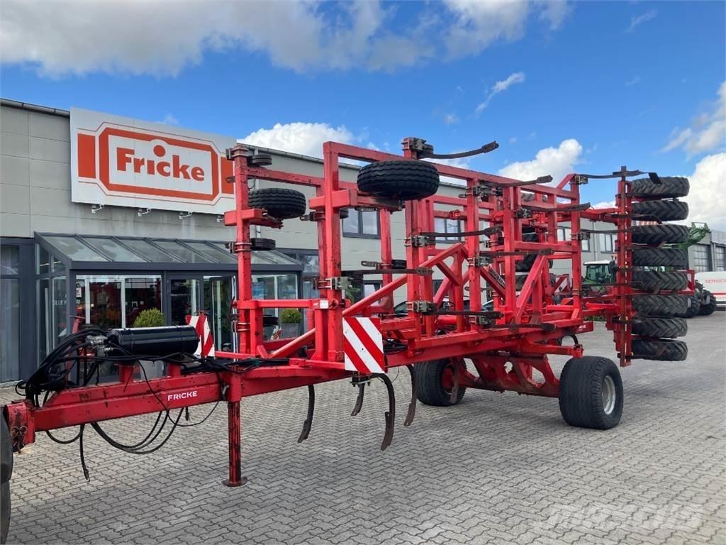 Baarck 6 mtr. Déchaumeur, cultivateur
