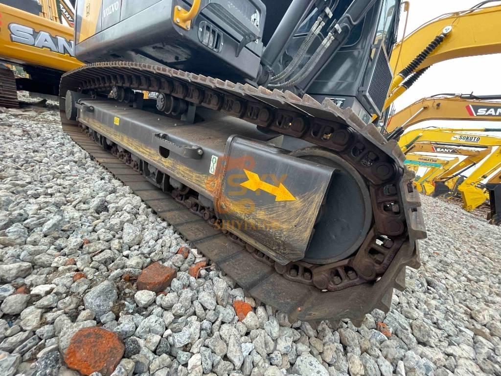 Volvo EC 240 BL Pelle sur chenilles