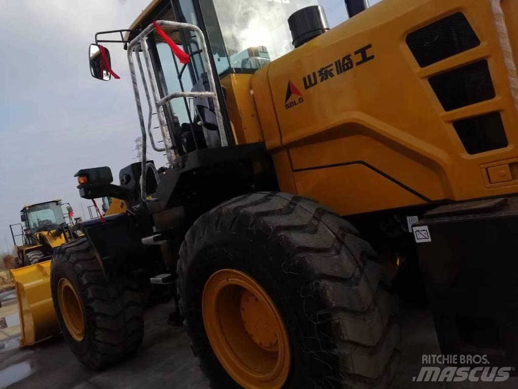 Lingong 956F Chargeuse sur pneus