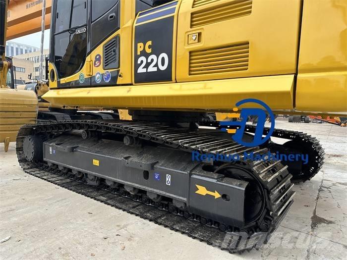 Komatsu PC 220-8 Pelle sur chenilles