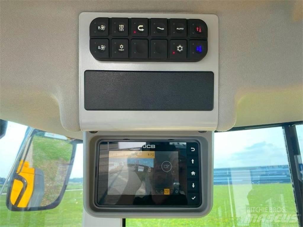 JCB 427 AGRI Chargeuse sur pneus