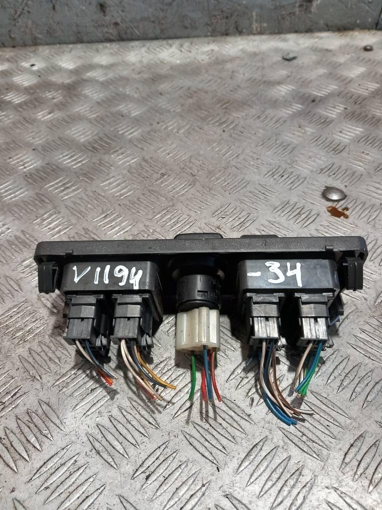 Volvo FH 12   1099865 Cabines
