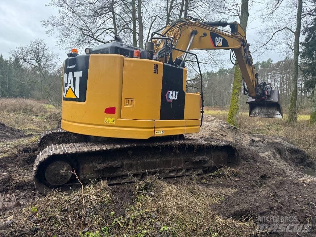 CAT 325 FLCR Pelle sur chenilles