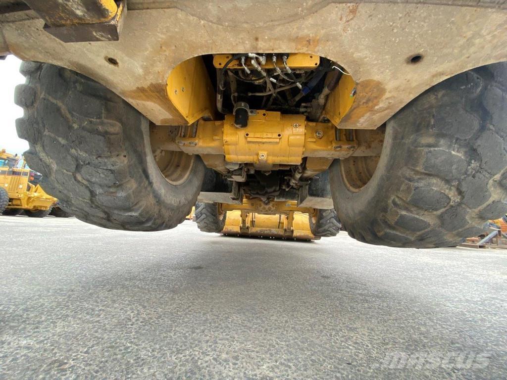 CAT 432F2 NVT Tractopelle