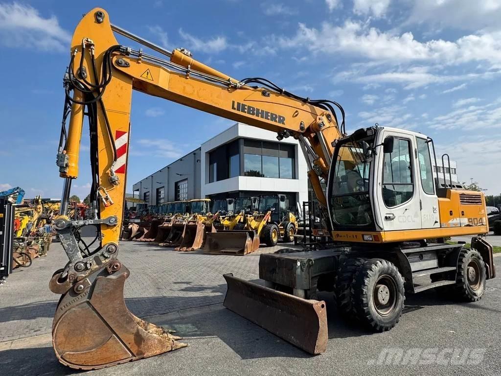 Liebherr A904C Pelle sur pneus