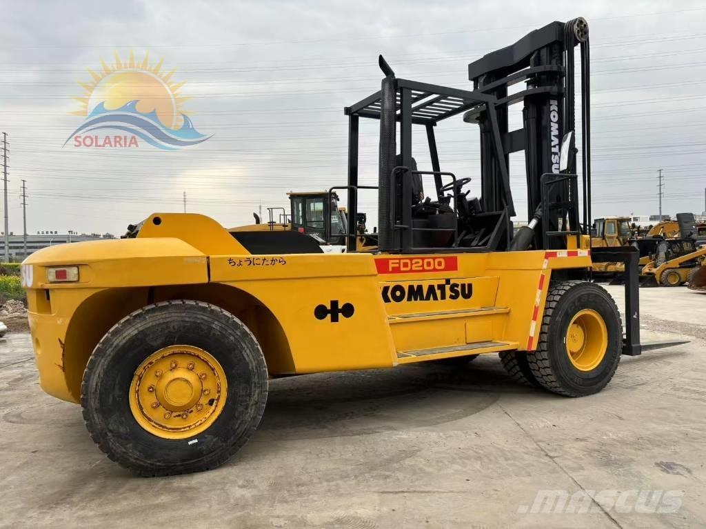 Komatsu FD 200 Chariots diesel