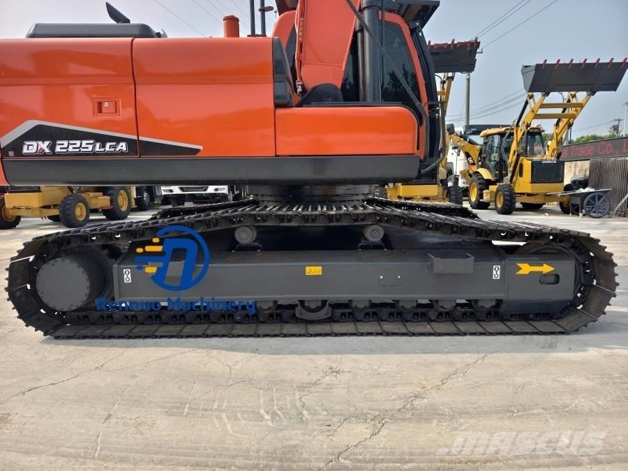 Doosan DX 225 LCA Pelle sur chenilles