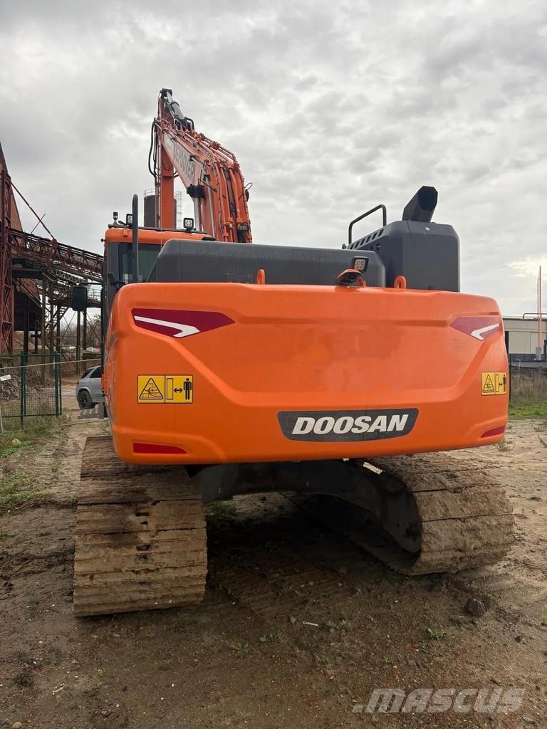 Doosan DX225LC Pelle sur chenilles