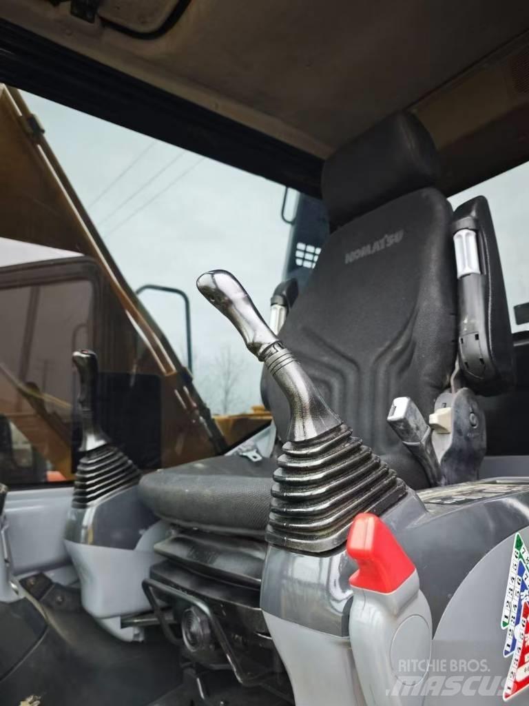 Komatsu 130LC-7 Pelle sur chenilles