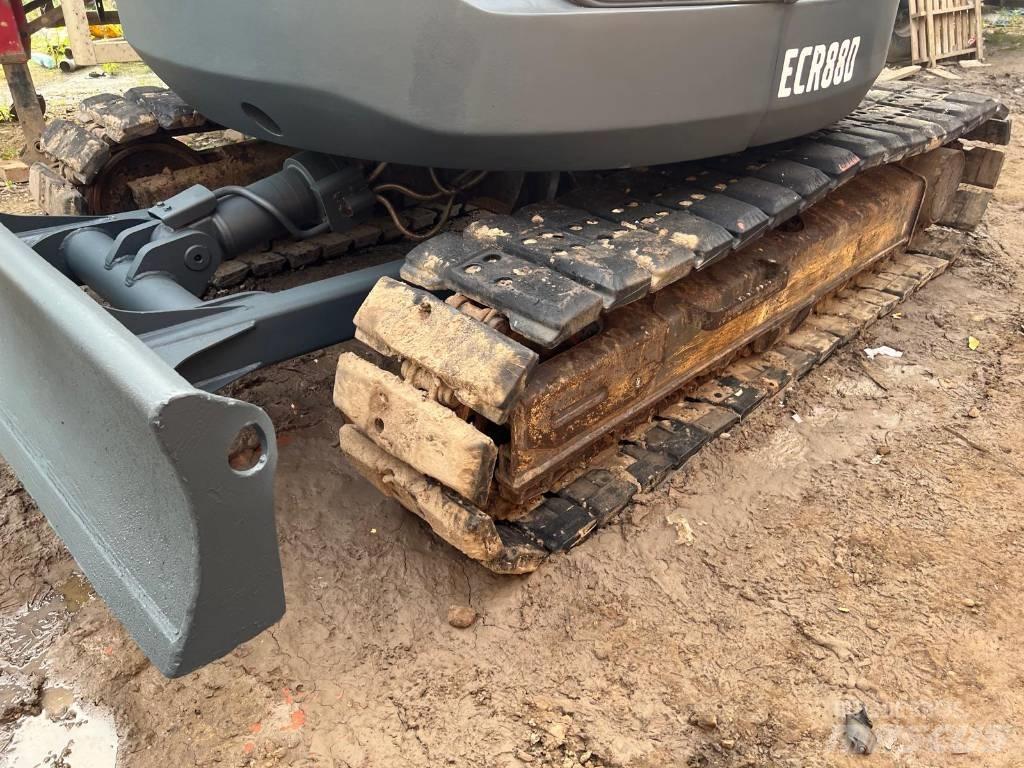 Volvo ECR 88 D Mini pelle 7t-12t